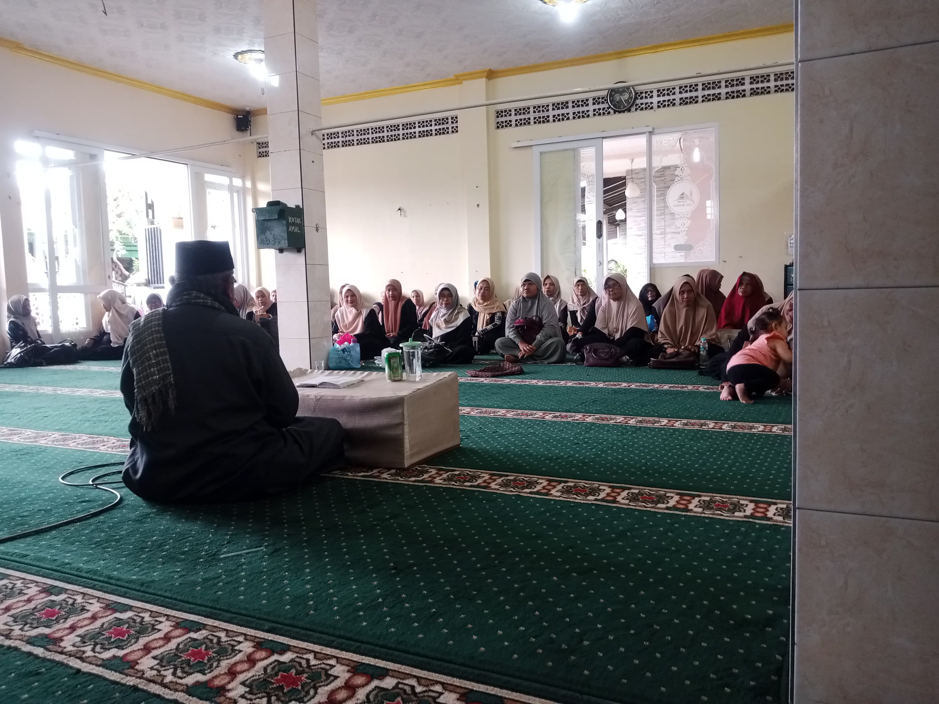 Taklim Ibu-ibu